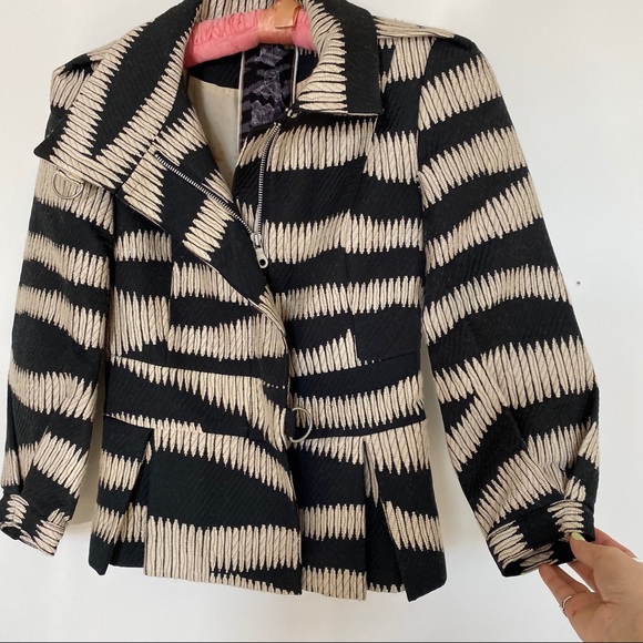 Archival fall 2007 pea coat by Lamb - Picture 8 of 11